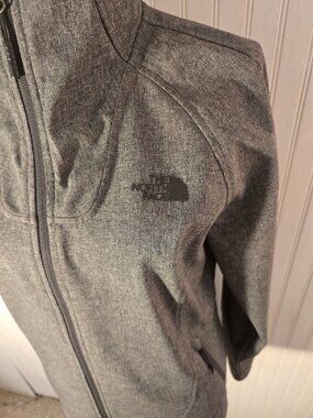 The North Face Women’s WindWall Softshell Full‑Zip Jacket – Gray, Size Medium
